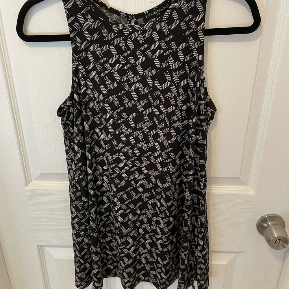 Banana Republic Black and White Tank Top Size Small